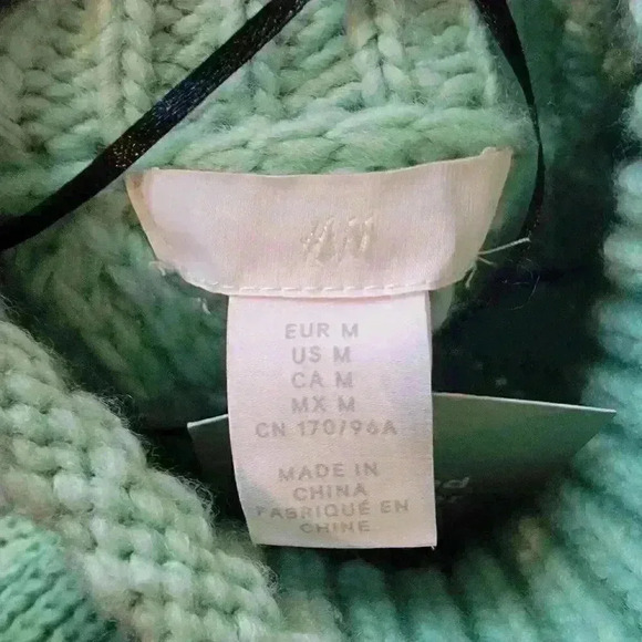 H&M Sweater Chunky Knit Womens Medium Green Mock Neck Crop - Picture 7 of 14